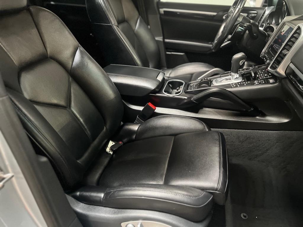 Porsche Cayenne AWD 2017