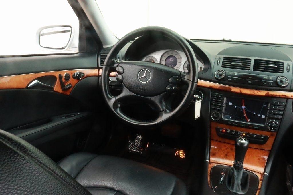 Mercedes-Benz E-Class  2008