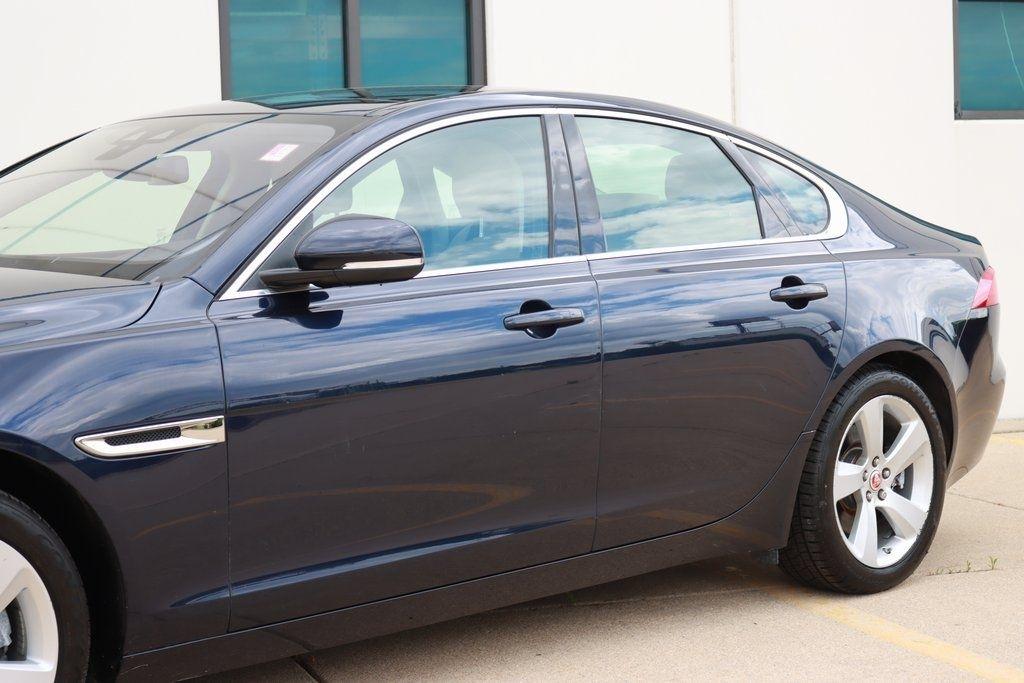 Jaguar XF-Series  2018