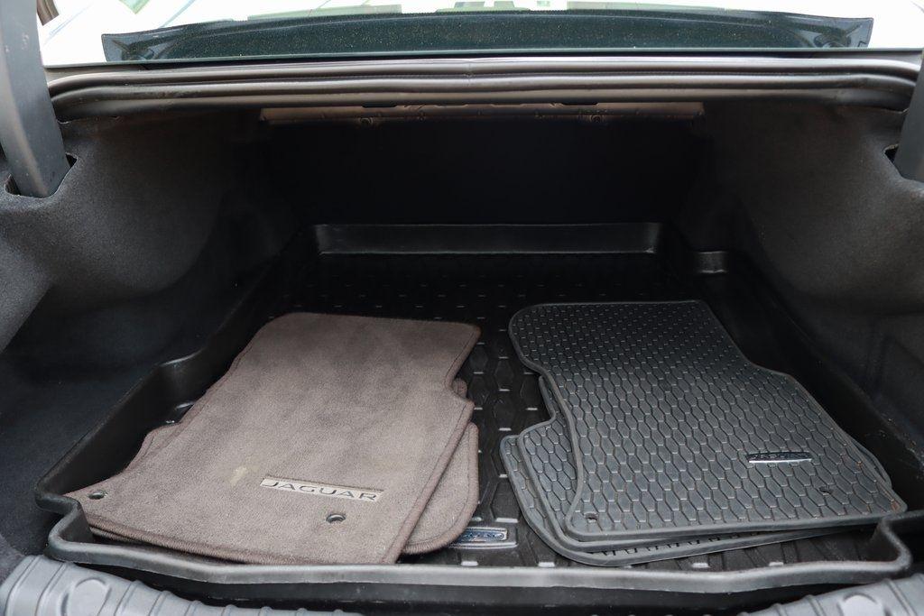 Jaguar XF-Series  2018