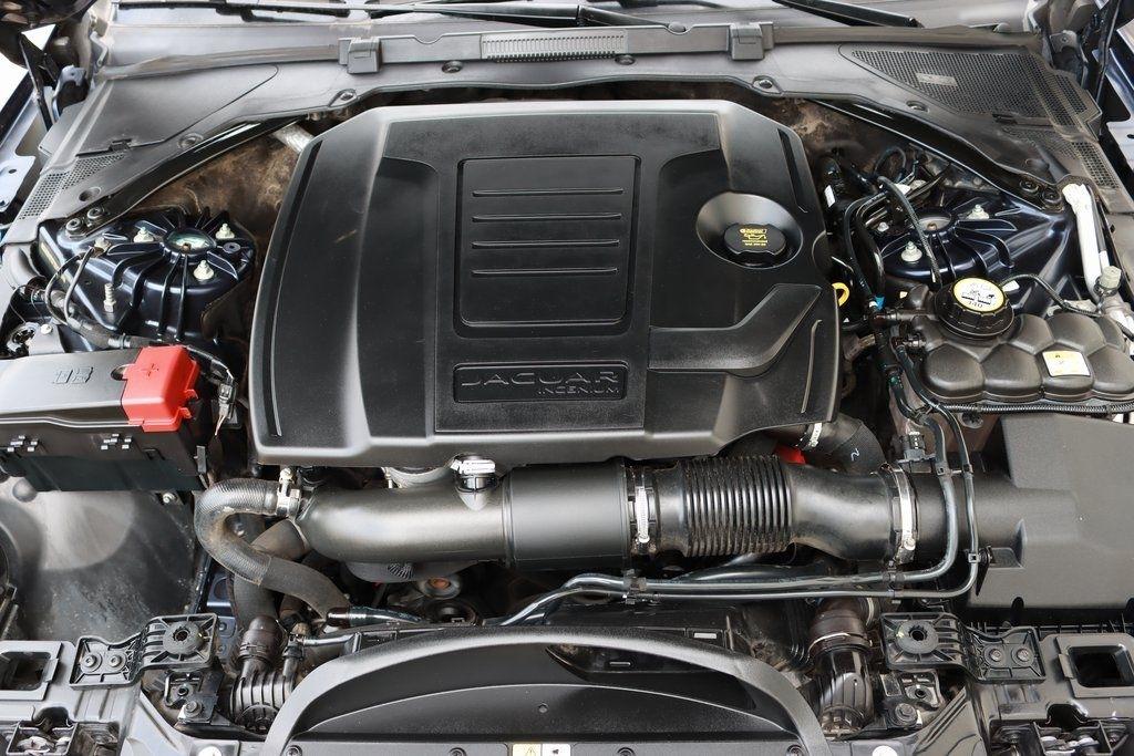 Jaguar XF-Series  2018