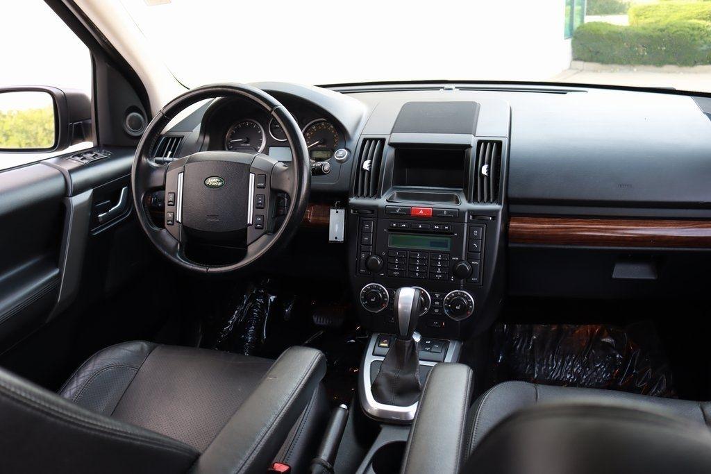 2010 LAND ROVER LR2 - Image 22