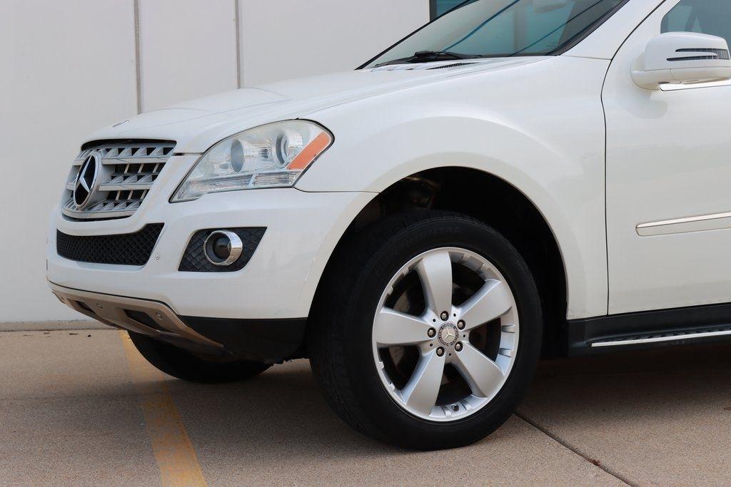 Mercedes-Benz M-Class  2011