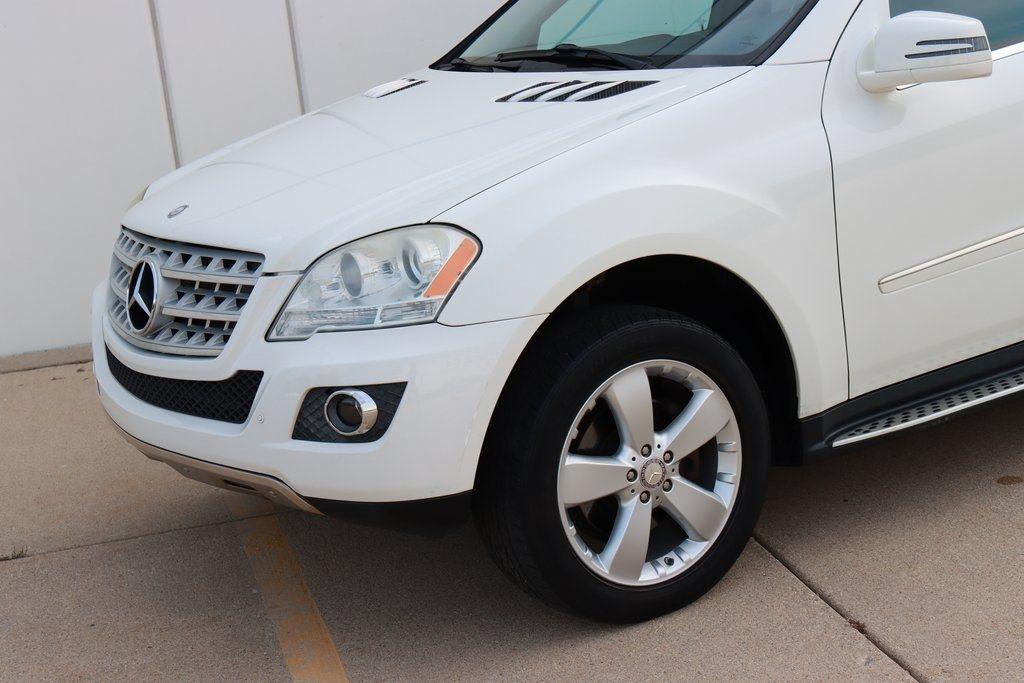 Mercedes-Benz M-Class  2011