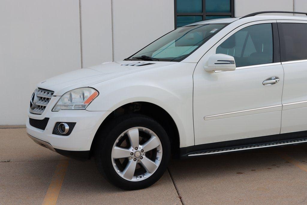 Mercedes-Benz M-Class  2011