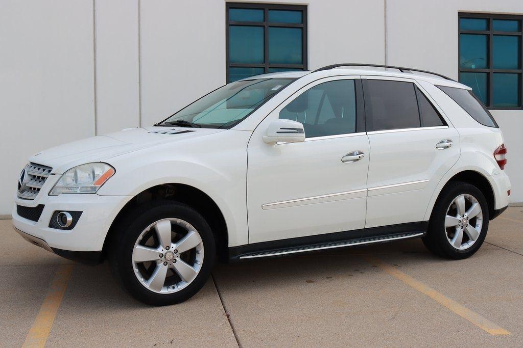 Mercedes-Benz M-Class  2011