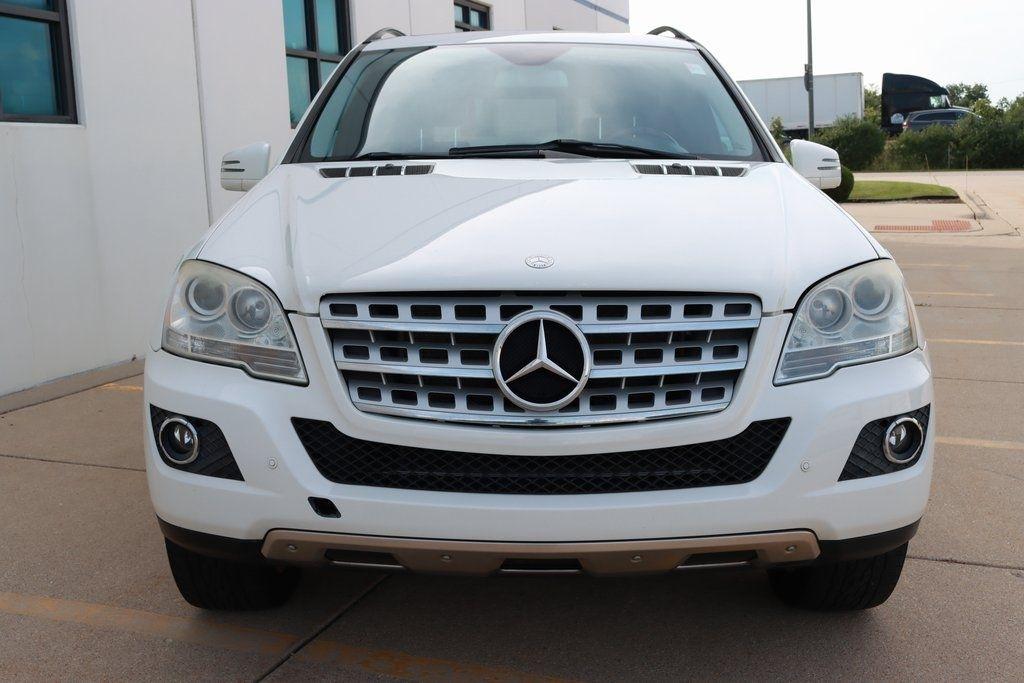 Mercedes-Benz M-Class  2011