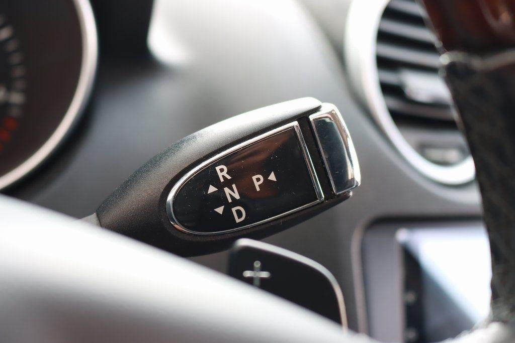 Mercedes-Benz M-Class  2011