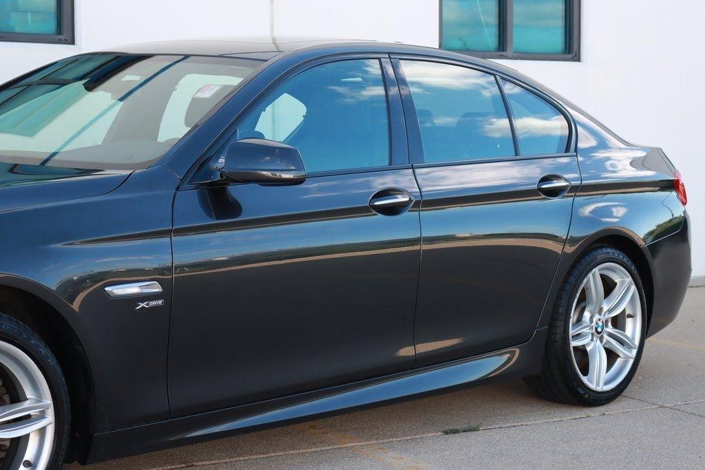 BMW 5-Series  2012