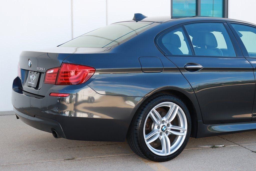 BMW 5-Series  2012
