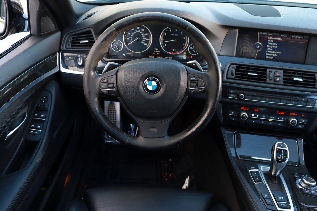 BMW 5-Series  2012