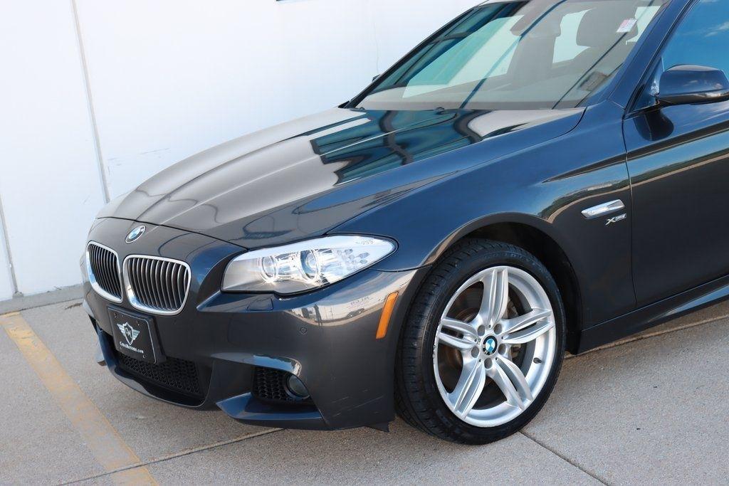 BMW 5-Series  2012