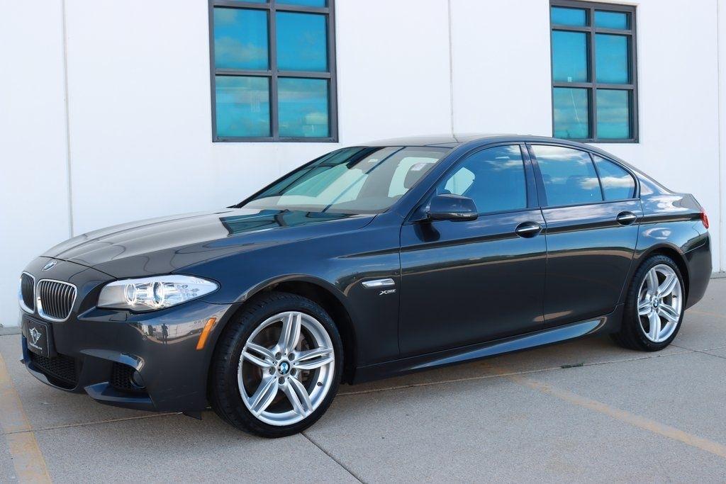 BMW 5-Series  2012