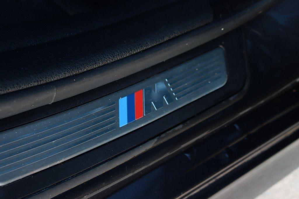BMW 5-Series  2012