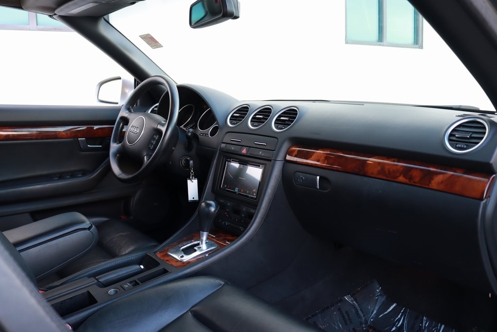 2003 Audi A4 3.0 Cabriolet photo 11
