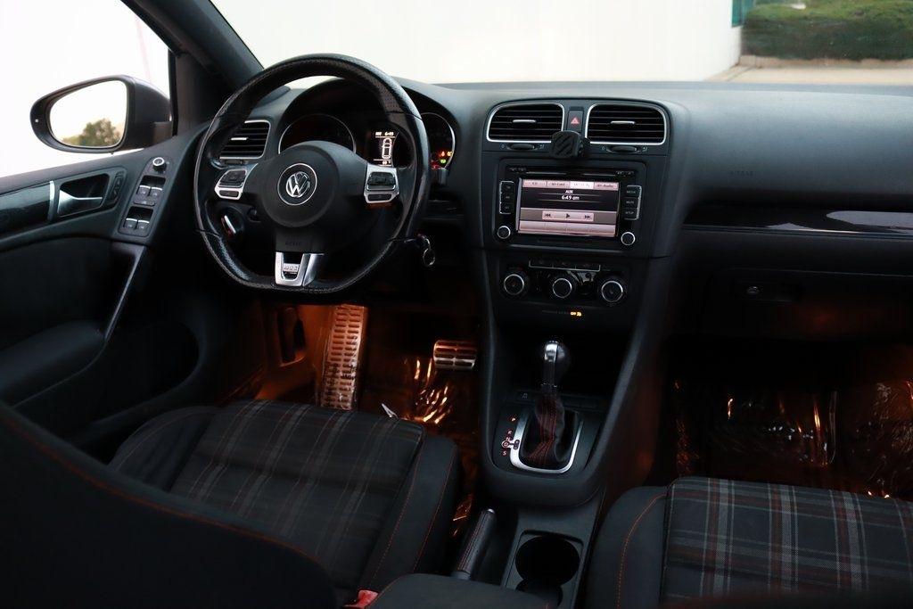 Volkswagen GTI  2011