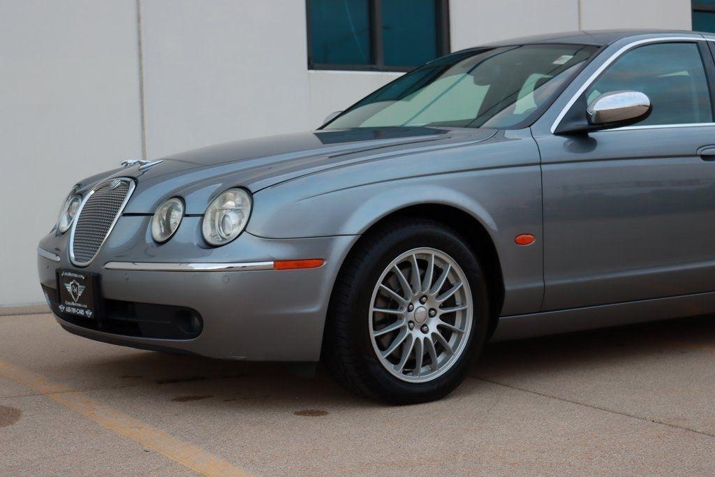 Jaguar S-Type  2007