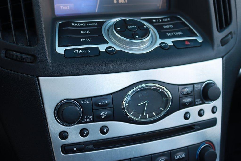 Infiniti G Convertible  2013