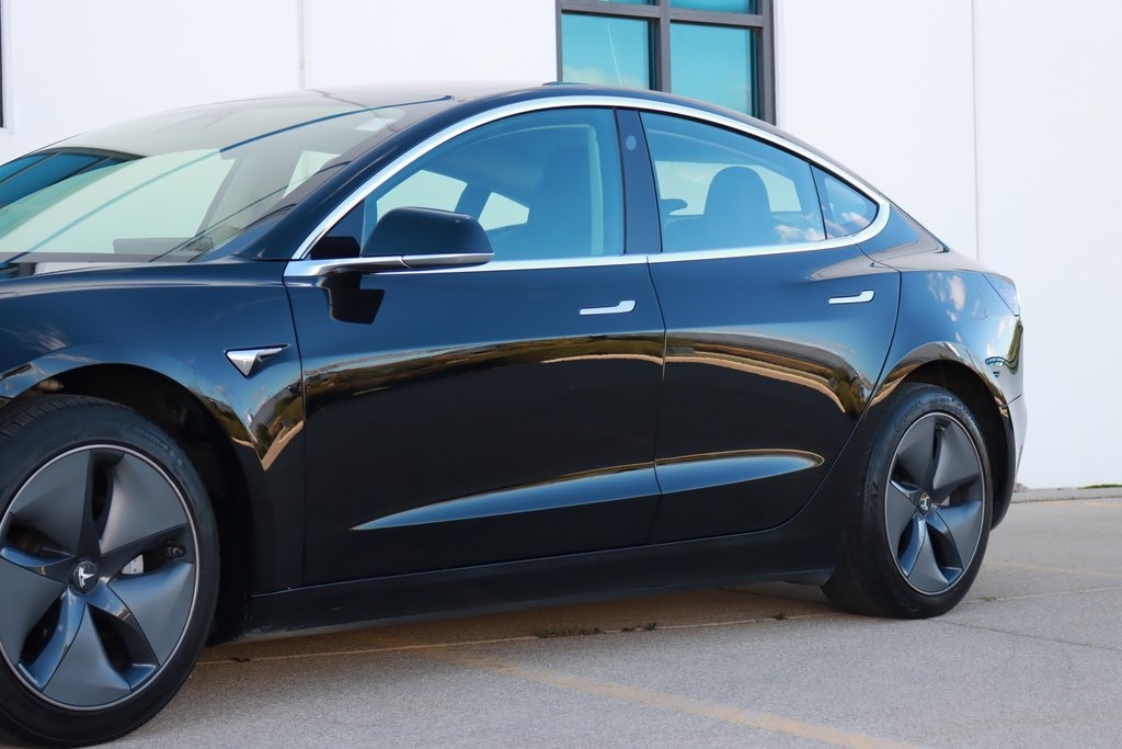Tesla Model 3  2018 Tesla Model 3  2018
