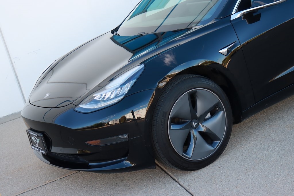 Tesla Model 3  2018 Tesla Model 3  2018