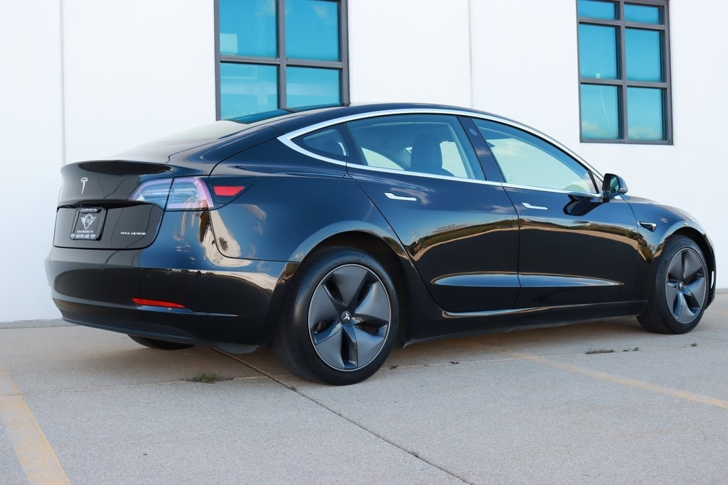 Tesla Model 3  2018 Tesla Model 3  2018