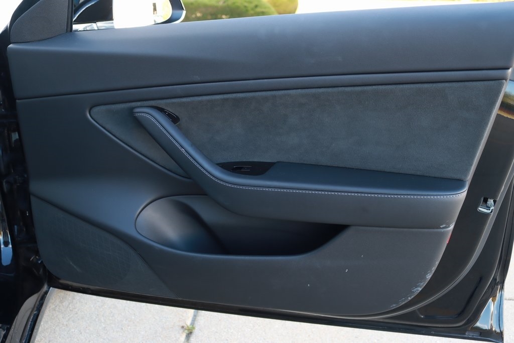 Tesla Model 3  2018 Tesla Model 3  2018