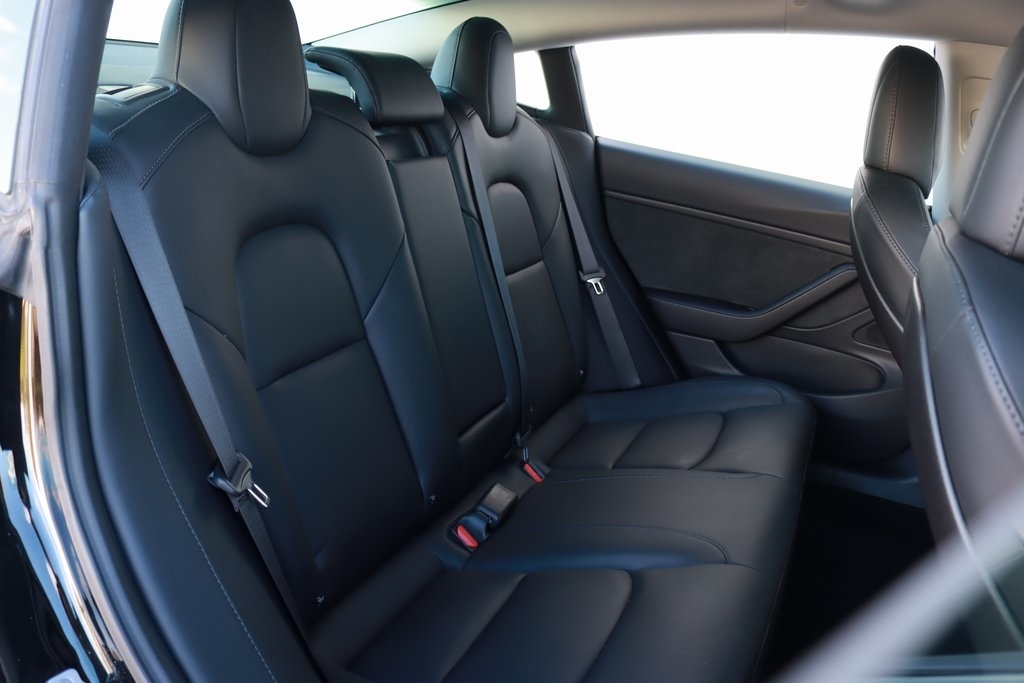 Tesla Model 3  2018 Tesla Model 3  2018