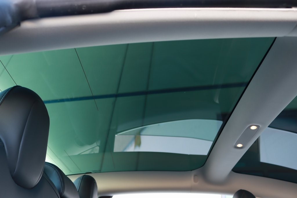 Tesla Model 3  2018 Tesla Model 3  2018