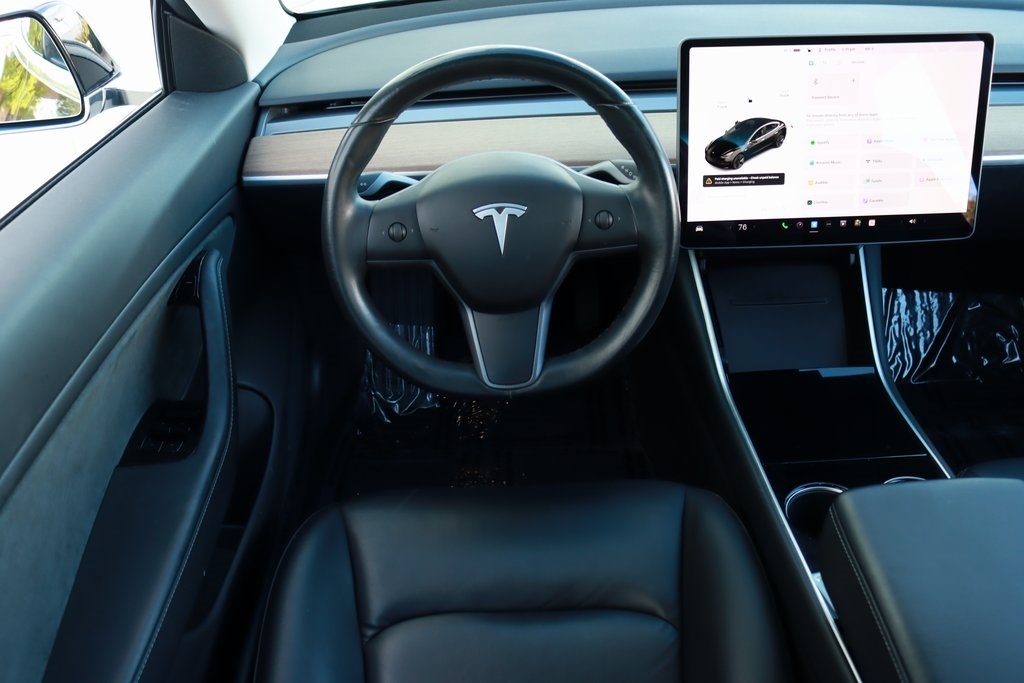 Tesla Model 3  2018 Tesla Model 3  2018