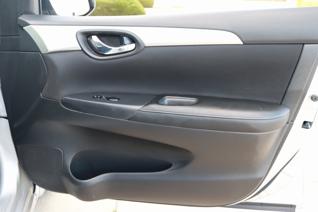 Nissan Sentra  2017 Nissan Sentra  2017