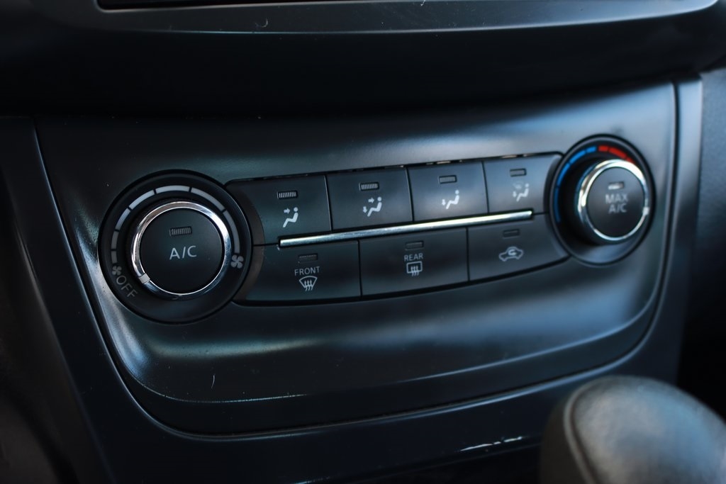 Nissan Sentra  2017 Nissan Sentra  2017