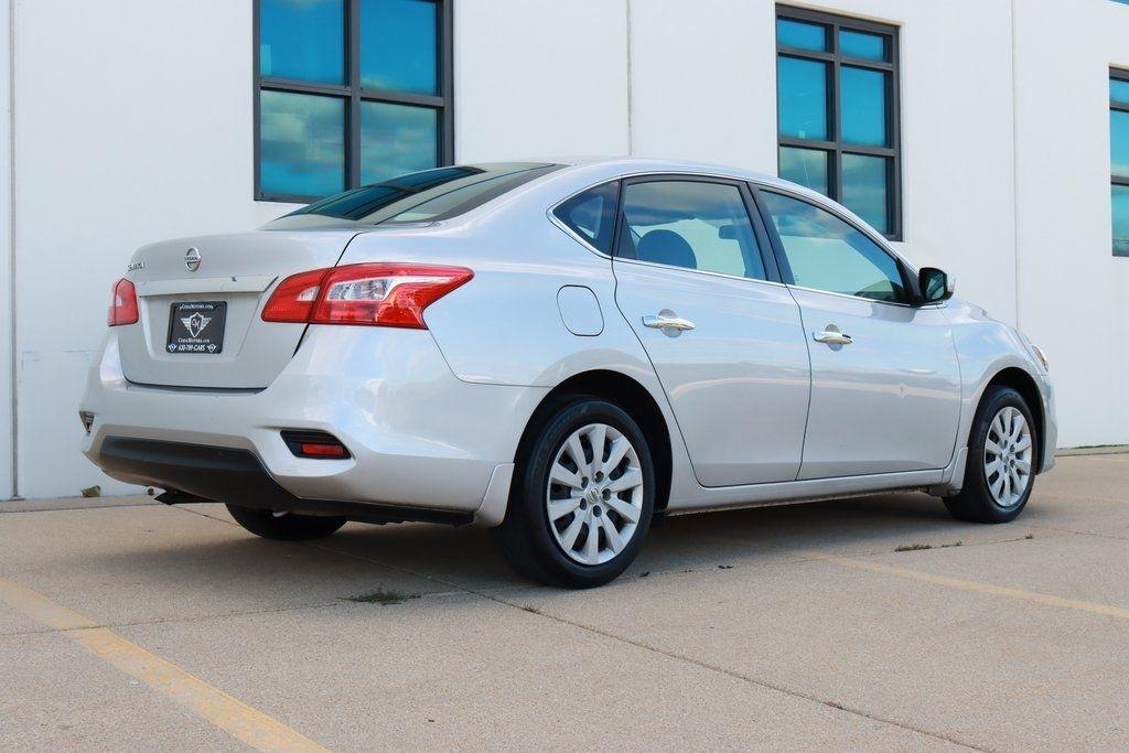 Nissan Sentra  2017