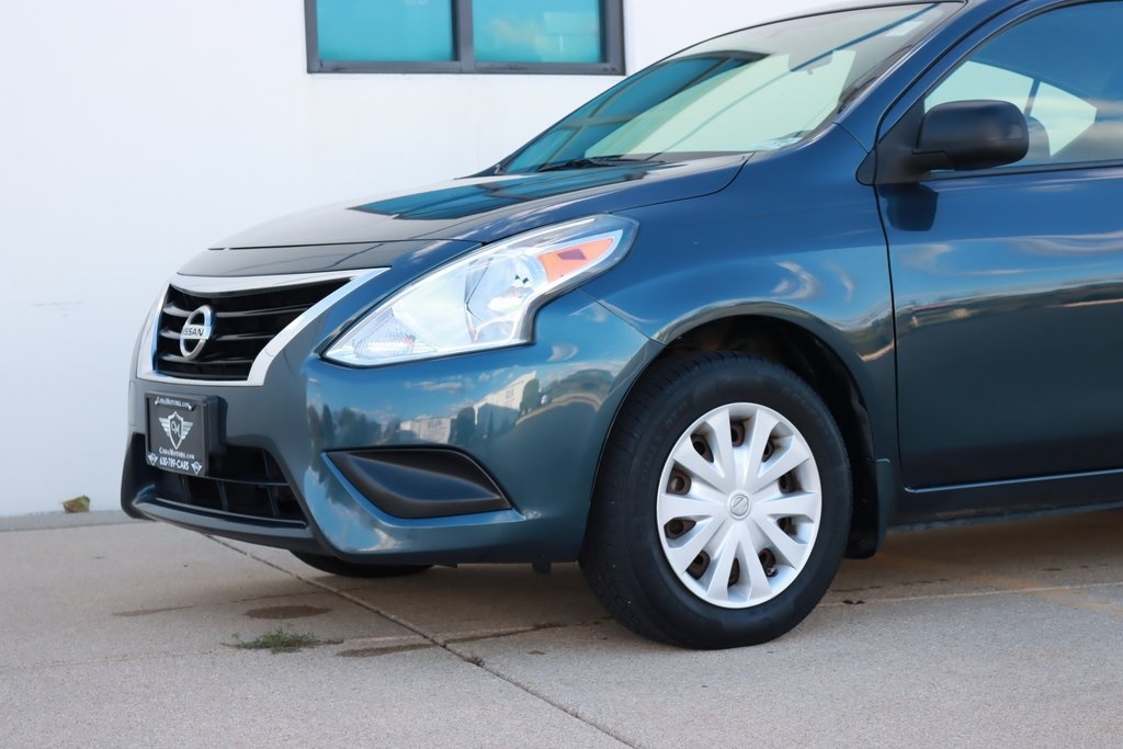 Nissan Versa  2015 Nissan Versa  2015