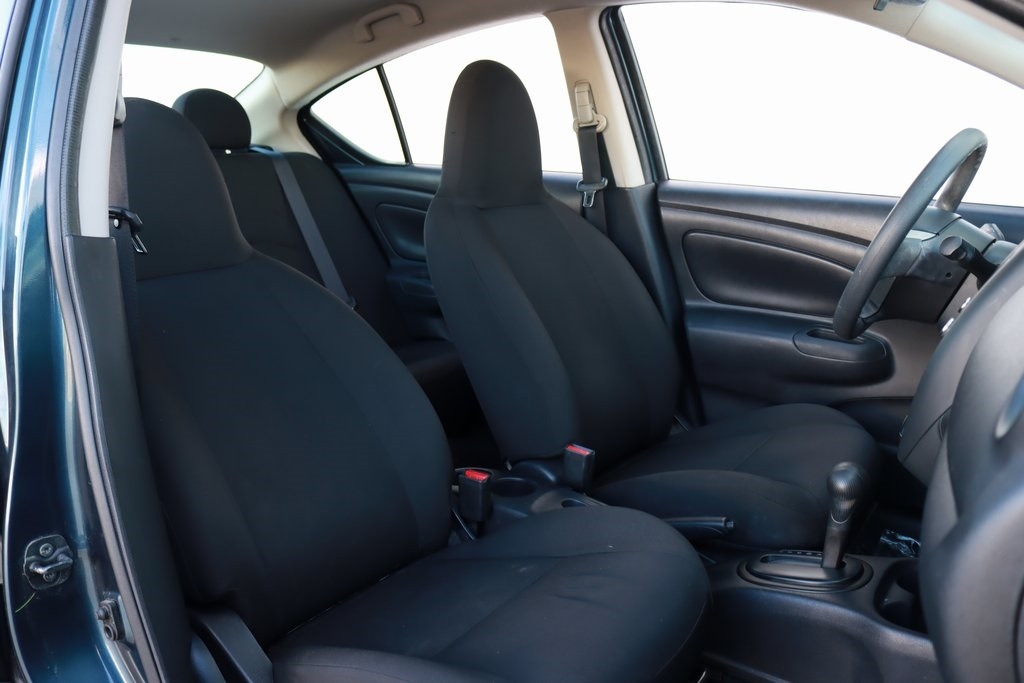 Nissan Versa  2015 Nissan Versa  2015