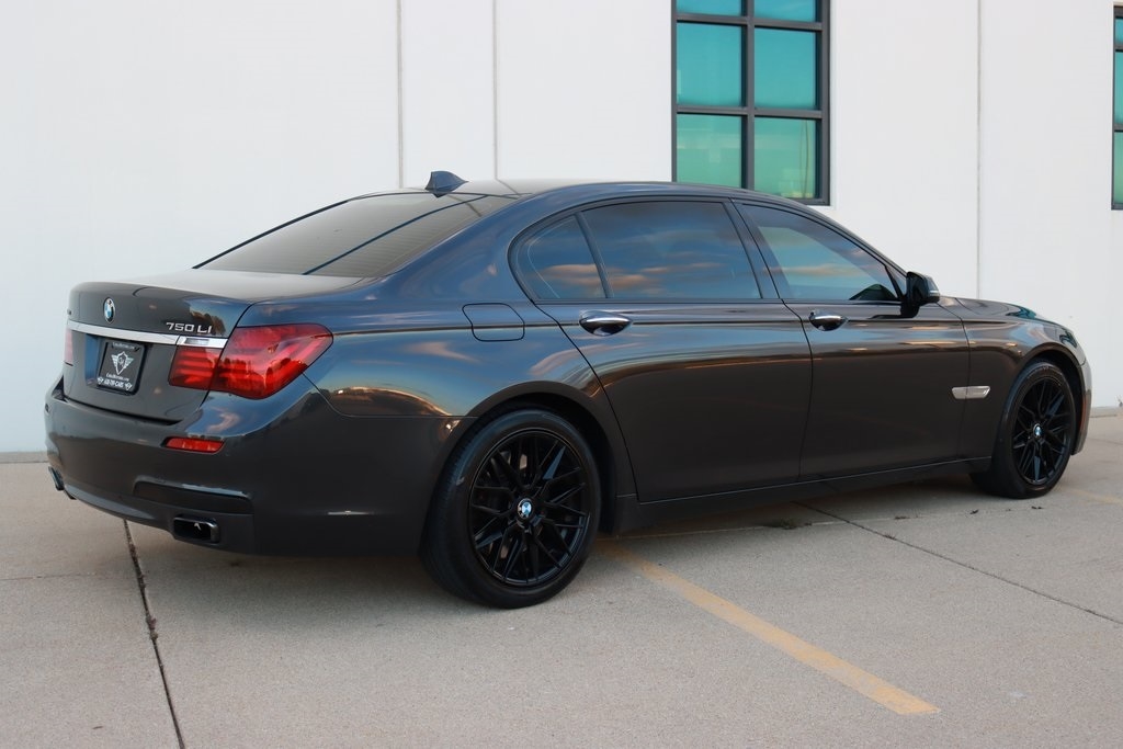 BMW 7-Series  2015 BMW 7-Series  2015