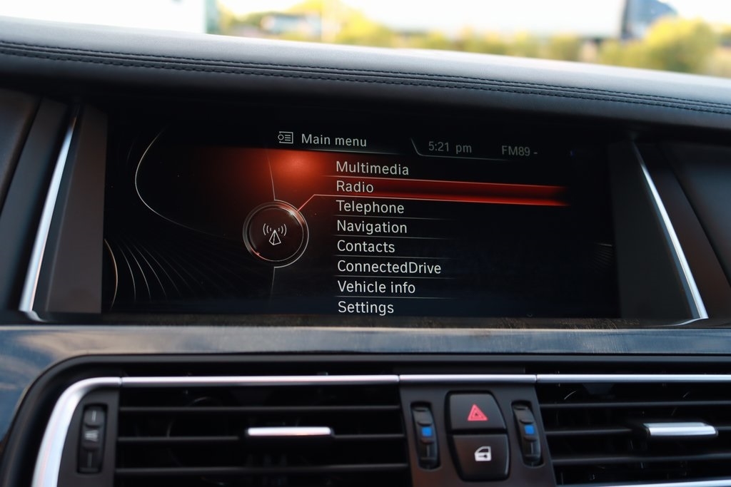 BMW 7-Series  2015 BMW 7-Series  2015