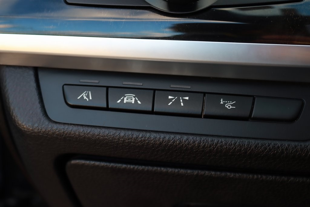 BMW 7-Series  2015 BMW 7-Series  2015