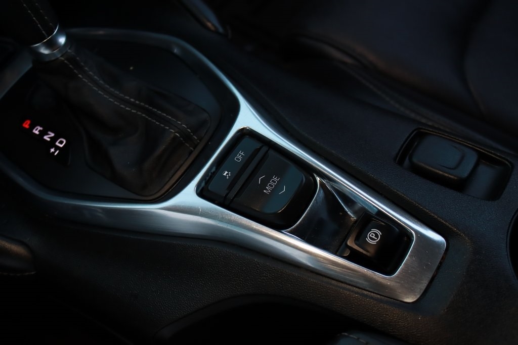 Chevrolet Camaro  2018 Chevrolet Camaro  2018