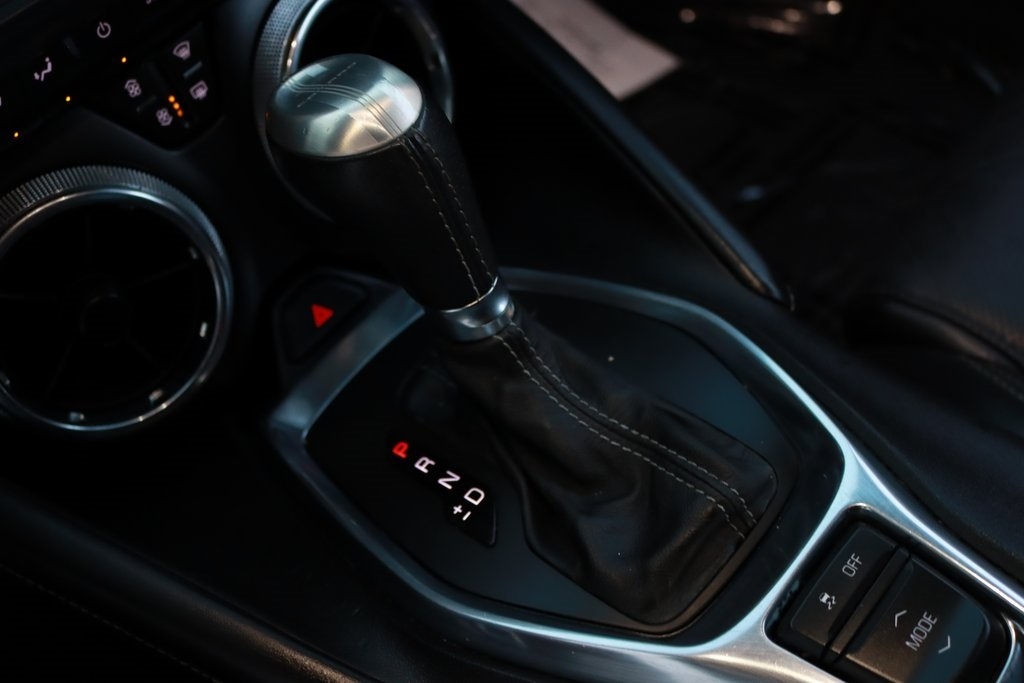 Chevrolet Camaro  2018 Chevrolet Camaro  2018