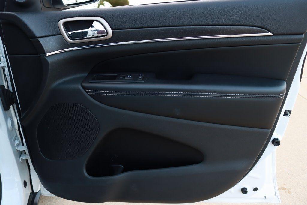 Jeep Grand Cherokee  2015