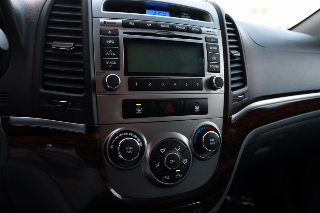 Hyundai Santa Fe  2011