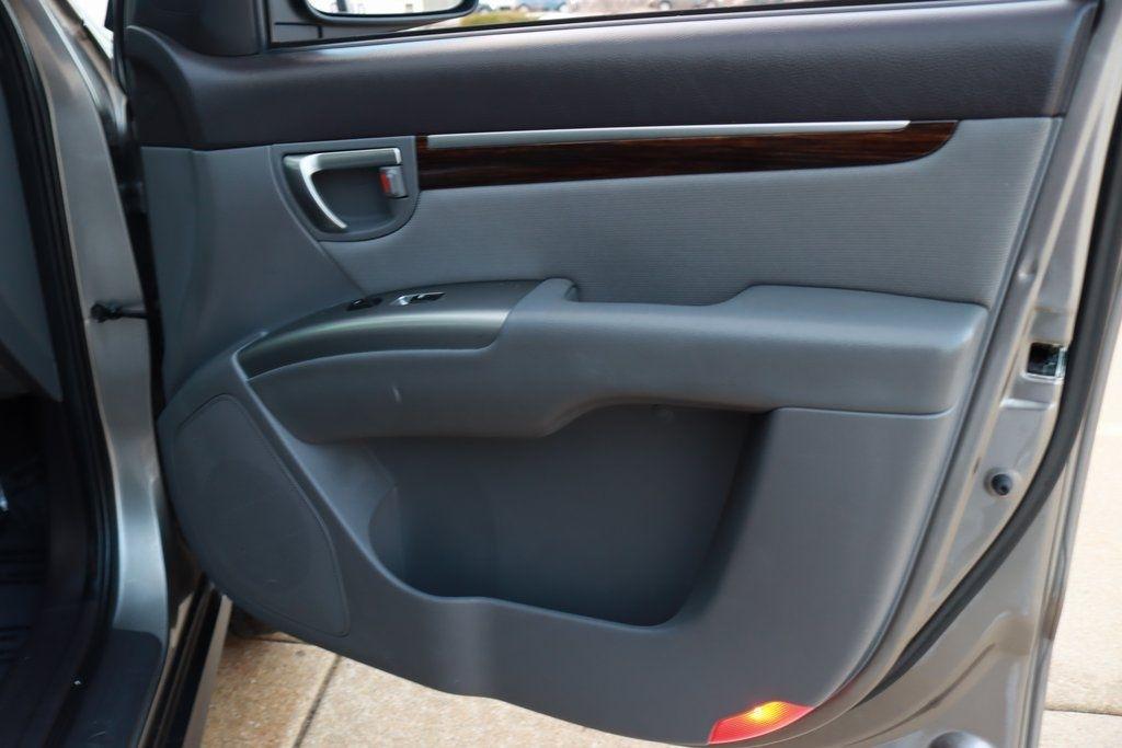 Hyundai Santa Fe  2011