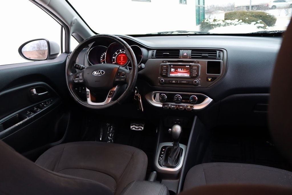 Kia Rio  2013
