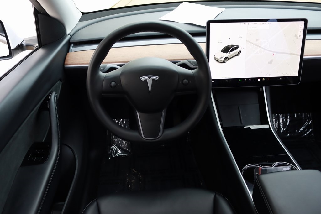 Tesla Model Y  2020