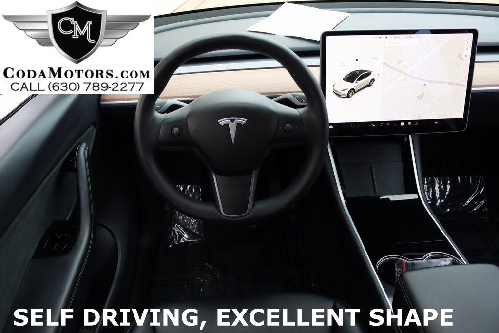 Tesla Model Y  2020