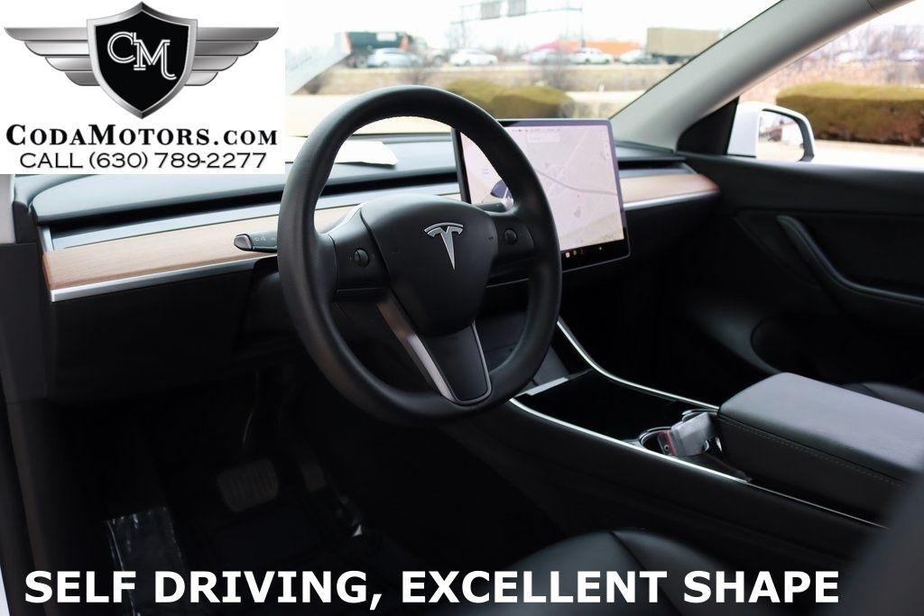 Tesla Model Y  2020