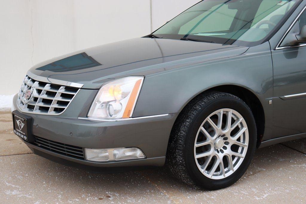 Cadillac DTS  2007