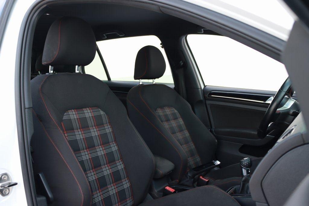 Volkswagen GTI  2015