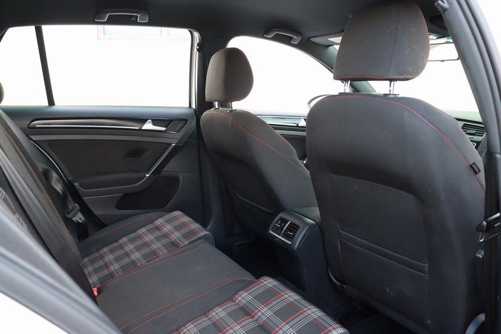 Volkswagen GTI  2015