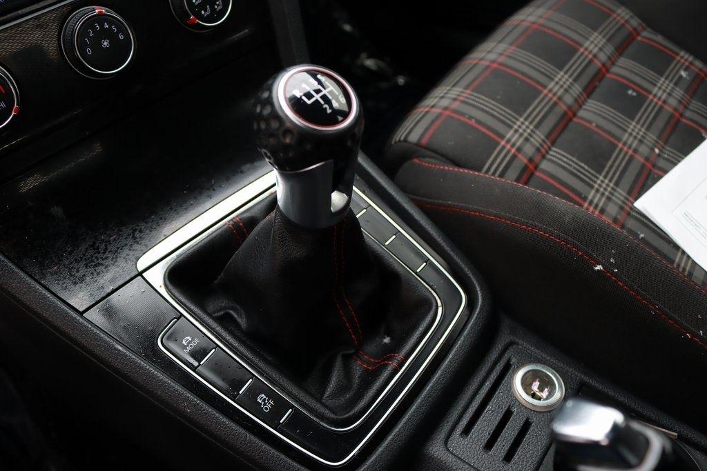 Volkswagen GTI  2015